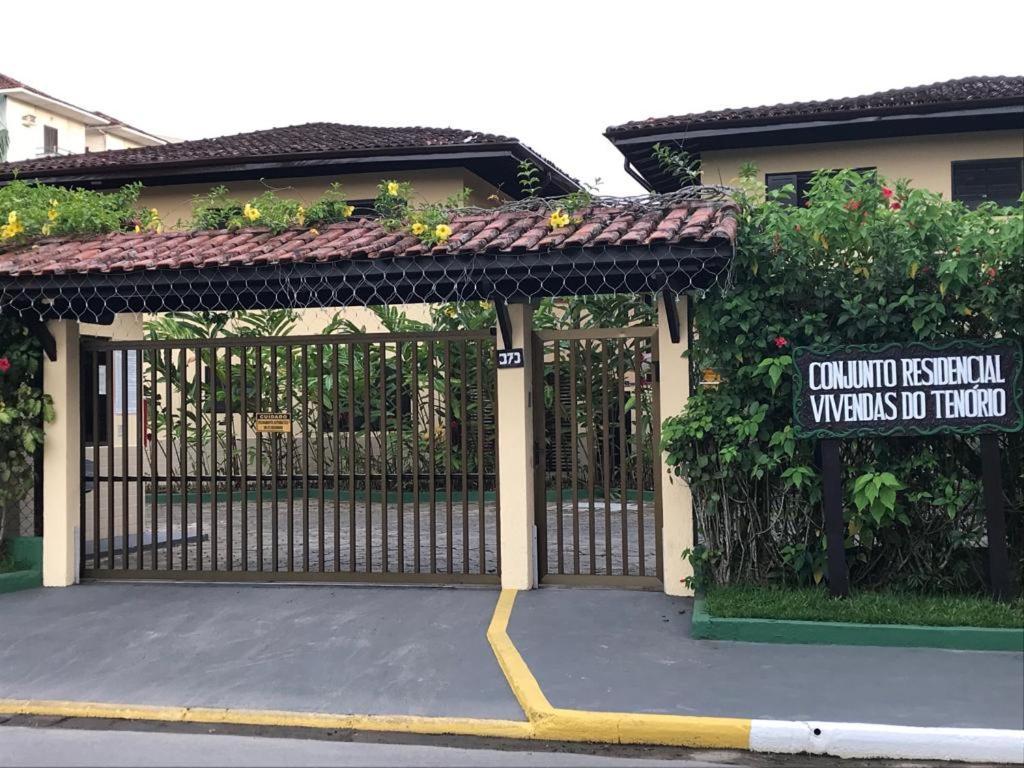Apt 2 Dorms Tenorio Pe Areia Ubatuba Zewnętrze zdjęcie